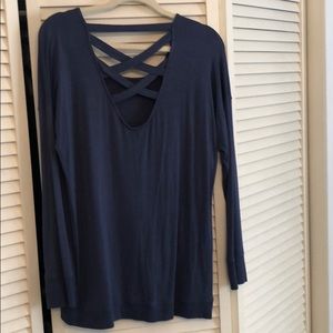 Athleta criss crows back top